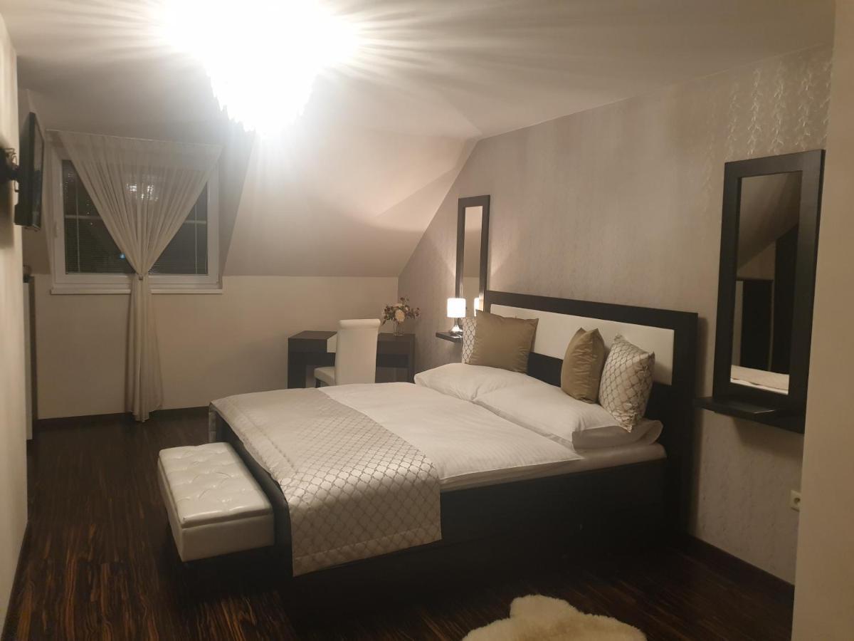 U Durkovych Guest House Zabokreky Nad Nitrou Ngoại thất bức ảnh